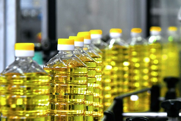 Подсолнечное масло и сахар продолжают дорожать в Казахстане